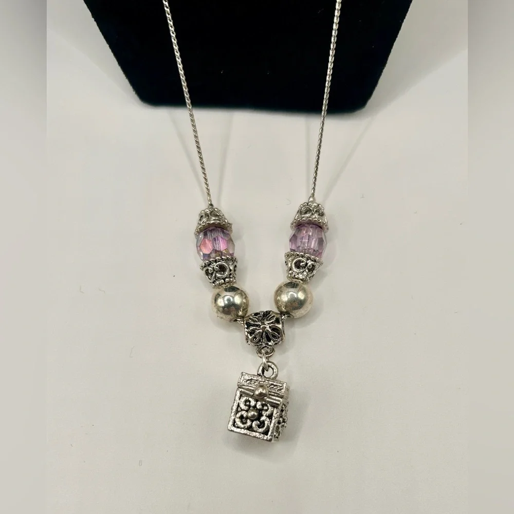 Elegant Silver Necklace with Purple Accents​​​​​​​ - Picture 3 of 6